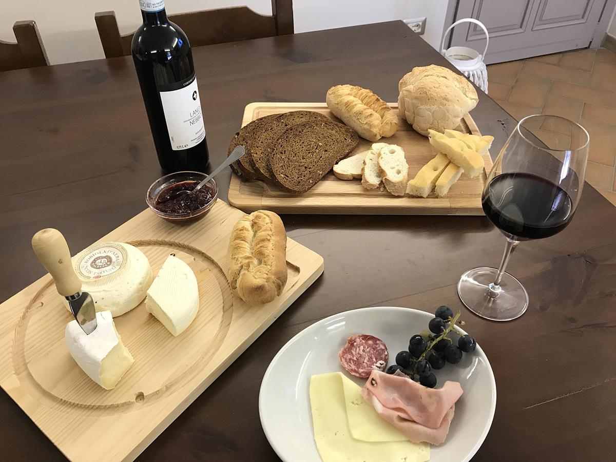 Casa Soave B&B アルバ エクステリア 写真