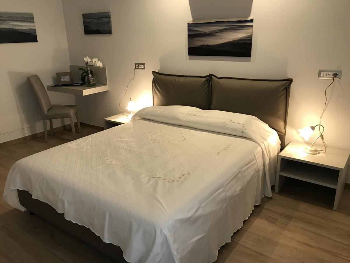 Casa Soave B&B アルバ エクステリア 写真